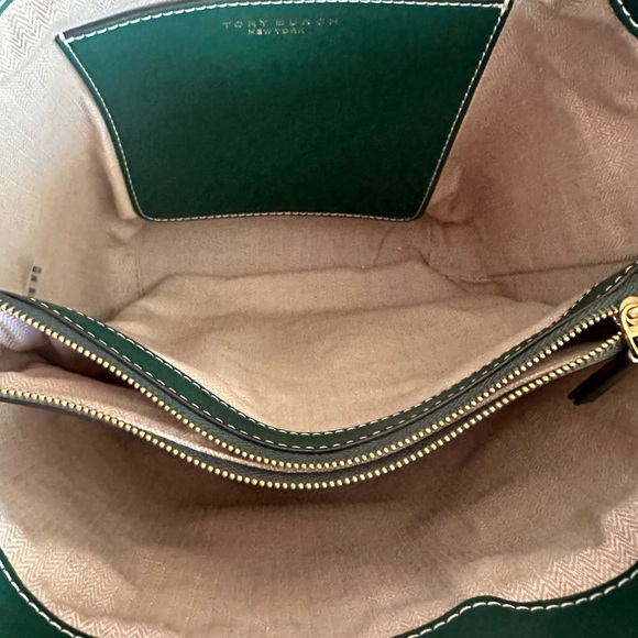 Tory Burch Miller Bucket Bag Green - Picture 10 of 15
